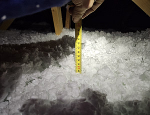 Zateplení stropu dřevostavby pomocí foukané izolace